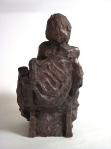 "Femme assise" 2010 (argile patinée)