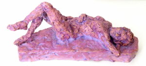 Ed.Dullin — Femme allongée – 2010 –27x11x15cm – terre cuite patinée