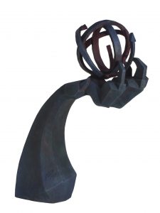 Mainmise, 2017 (argile, gomme-laque)